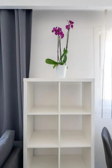 Charming Central Apartment Вена