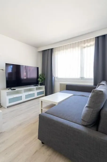 Charming Central Apartment Вена Австрия